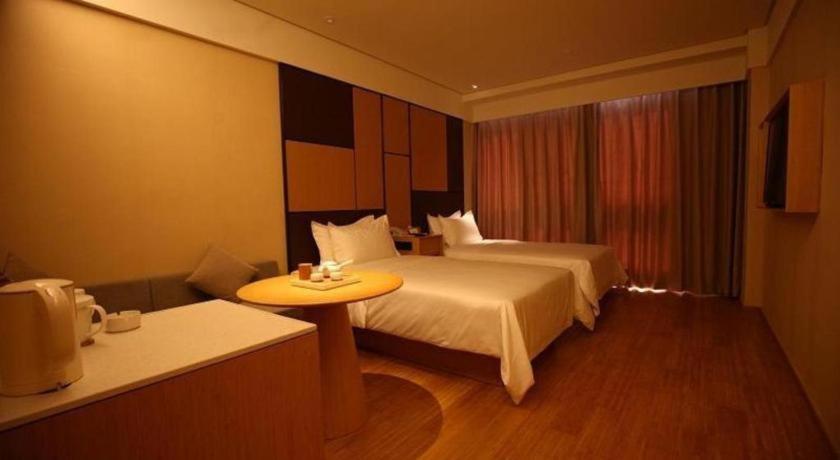 Ji Changfeng Park Hotel 3*
